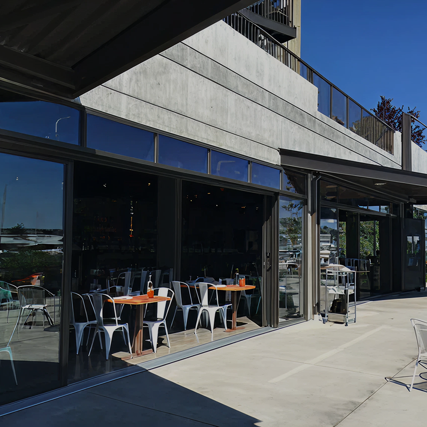 Commercial Sunroom Case